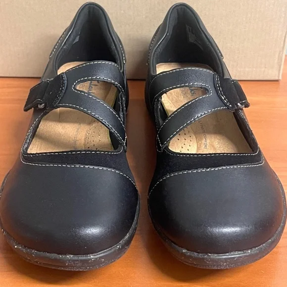 NIB Women’s Clarks® Roseville Jane Women's Mary Jane Shoes Black Size 8.5 - Picture 7 of 11
